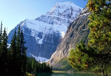 比赛闪光：球员们的精彩表现令人拍案叫绝！